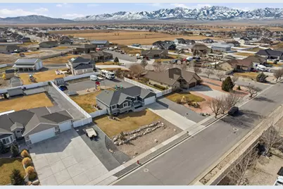 784 Frontier Rd E, Grantsville, UT 84029 - Photo 53