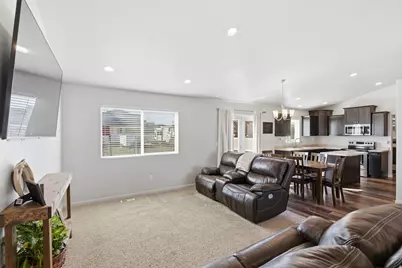 784 Frontier Rd E, Grantsville, UT 84029 - Photo 13