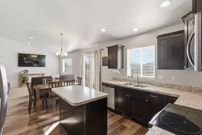 784 Frontier Rd E, Grantsville, UT 84029 - Photo 21