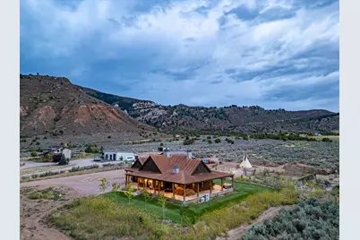 4995 Sawtooth Cove Dr, Vernal, UT 84078 - Photo 3