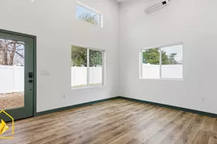 3182 S Imperial St, Salt Lake City, UT 84106 - Photo 9