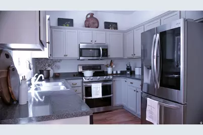 5561 W Geronimo Way, West Jordan, UT 84081 - Photo 7