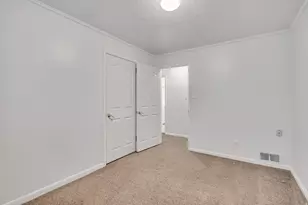 2862 E Pamela Dr, Cottonwood Heights, UT 84121 - Photo 5