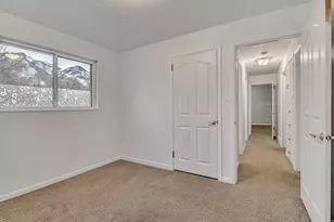 2862 E Pamela Dr, Salt Lake City, UT 84121 - Photo 7