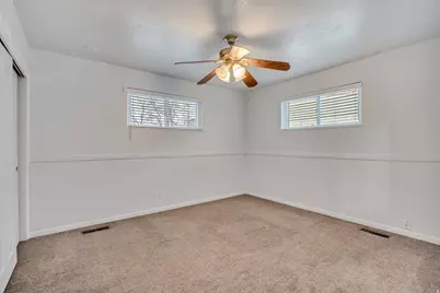 2862 E Pamela Dr, Cottonwood Heights, UT 84121 - Photo 13