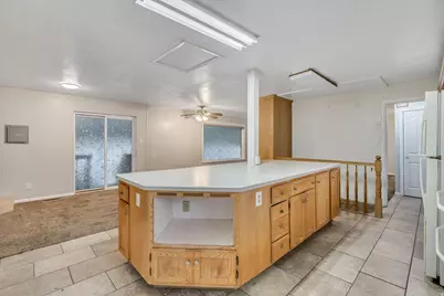 2862 E Pamela Dr, Cottonwood Heights, UT 84121 - Photo 5