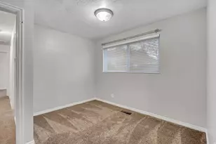 2862 E Pamela Dr, Salt Lake City, UT 84121 - Photo 9