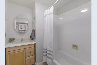 8271 S 2440 W, West Jordan, UT 84088 - Photo 29