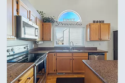 8271 S 2440 W, West Jordan, UT 84088 - Photo 7