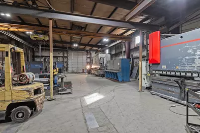 1926 S Pioneer Rd, Salt Lake City, UT 84104 - Photo 21