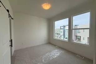 1486 W Kiera Ct, Farmington, UT 84025 - Photo 9