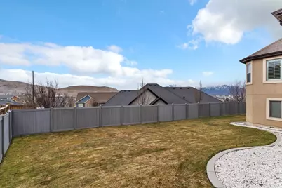 4097 E Clubhouse Ln, Eagle Mountain, UT 84005 - Photo 37