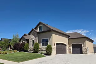 4097 E Clubhouse Ln, Eagle Mountain, UT 84005 - Photo 3
