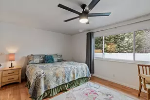 6191 S Rainsborough Rd, Murray, UT 84121 - Photo 13