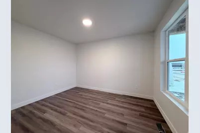 713 S 3500 W #207, West Weber, UT 84401 - Photo 7