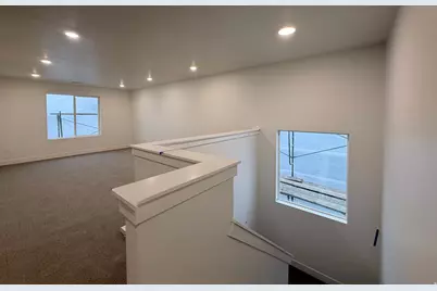 713 S 3500 W #207, West Weber, UT 84401 - Photo 19