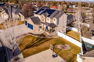 9995 S Caddie Cir W, South Jordan, UT 84009 - Photo 3