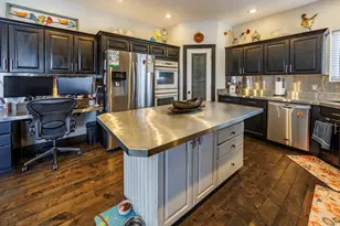 9995 S Caddie Cir W, South Jordan, UT 84009 - Photo 9