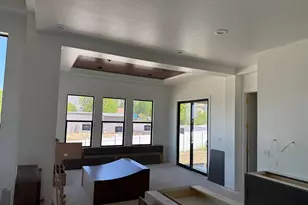 136 W Summerhill Ln, Centerville, UT 84014 - Photo 7