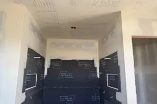 136 W Summerhill Ln, Centerville, UT 84014 - Photo 13