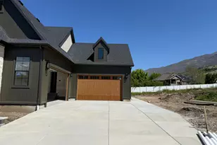 136 W Summerhill Ln, Centerville, UT 84014 - Photo 5