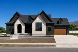 136 W Summerhill Ln, Centerville, UT 84014 - Photo 1