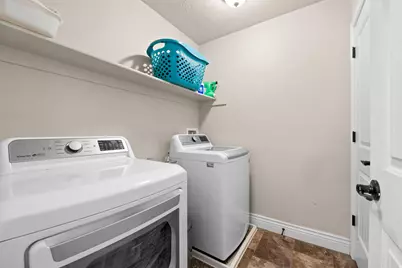 268 E Carly Dr, Grantsville, UT 84029 - Photo 17