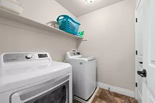 268 E Carly Dr, Grantsville, UT 84029 - Photo 17