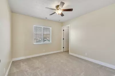 2479 E Prairie View Dr, Eagle Mountain, UT 84005 - Photo 37