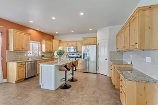 2479 E Prairie View Dr, Eagle Mountain, UT 84005 - Photo 21