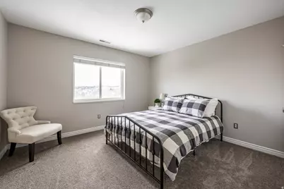 2403 E Bear Cir, Draper, UT 84020 - Photo 41