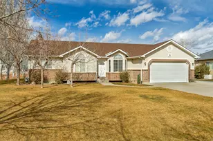 791 E Saddle Rd, Grantsville, UT 84029 - Photo 1