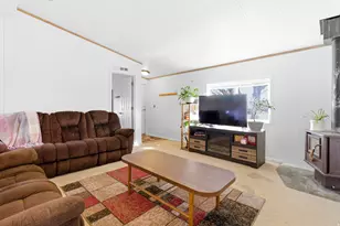 268 S 250 E, Aurora, UT 84620 - Photo 17