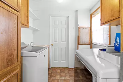 268 S 250 E, Aurora, UT 84620 - Photo 23