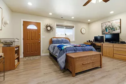 359 E 1075 N, Logan, UT 84341 - Photo 11
