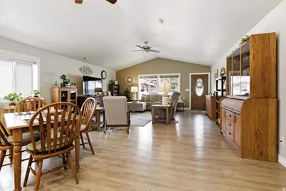 359 E 1075 N, Logan, UT 84341 - Photo 5