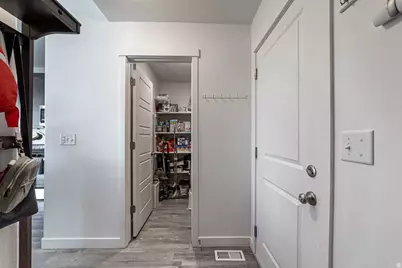 6047 W Stillridge Dr, West Valley, UT 84128 - Photo 15