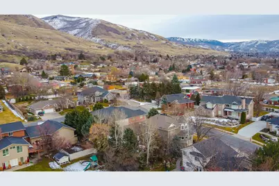 295 E 500 N, Centerville, UT 84014 - Photo 61