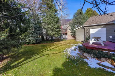 295 E 500 N, Centerville, UT 84014 - Photo 51