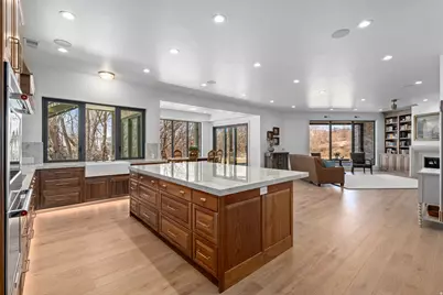672 W 900 N, American Fork, UT 84003 - Photo 43