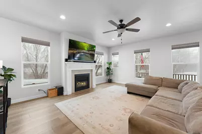 1048 S Old Towne Rd, Layton, UT 84041 - Photo 5