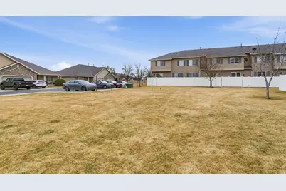 1644 W Madison Ln S, Riverton, UT 84065 - Photo 33