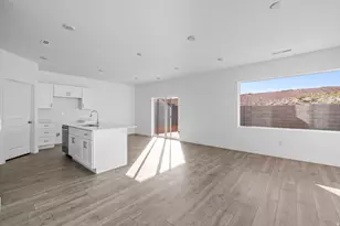 1520 S Sinawava Dr, Washington, UT 84780 - Photo 7