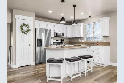 415 E 1560 N, Pleasant Grove, UT 84062 - Photo 7