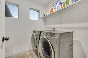 4552 E Silver Ridge Rd, Eagle Mountain, UT 84005 - Photo 25