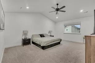 4552 E Silver Ridge Rd, Eagle Mountain, UT 84005 - Photo 17