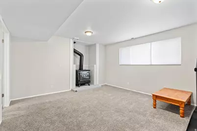 5929 W Dry Bone Cir, West Jordan, UT 84084 - Photo 15