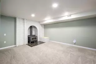 1258 E North Lisa St N, Layton, UT 84040 - Photo 21