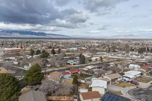 61 Colombia Dr, Tooele, UT 84074 - Photo 37