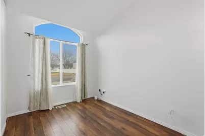 94 E 950 S, Kaysville, UT 84037 - Photo 15